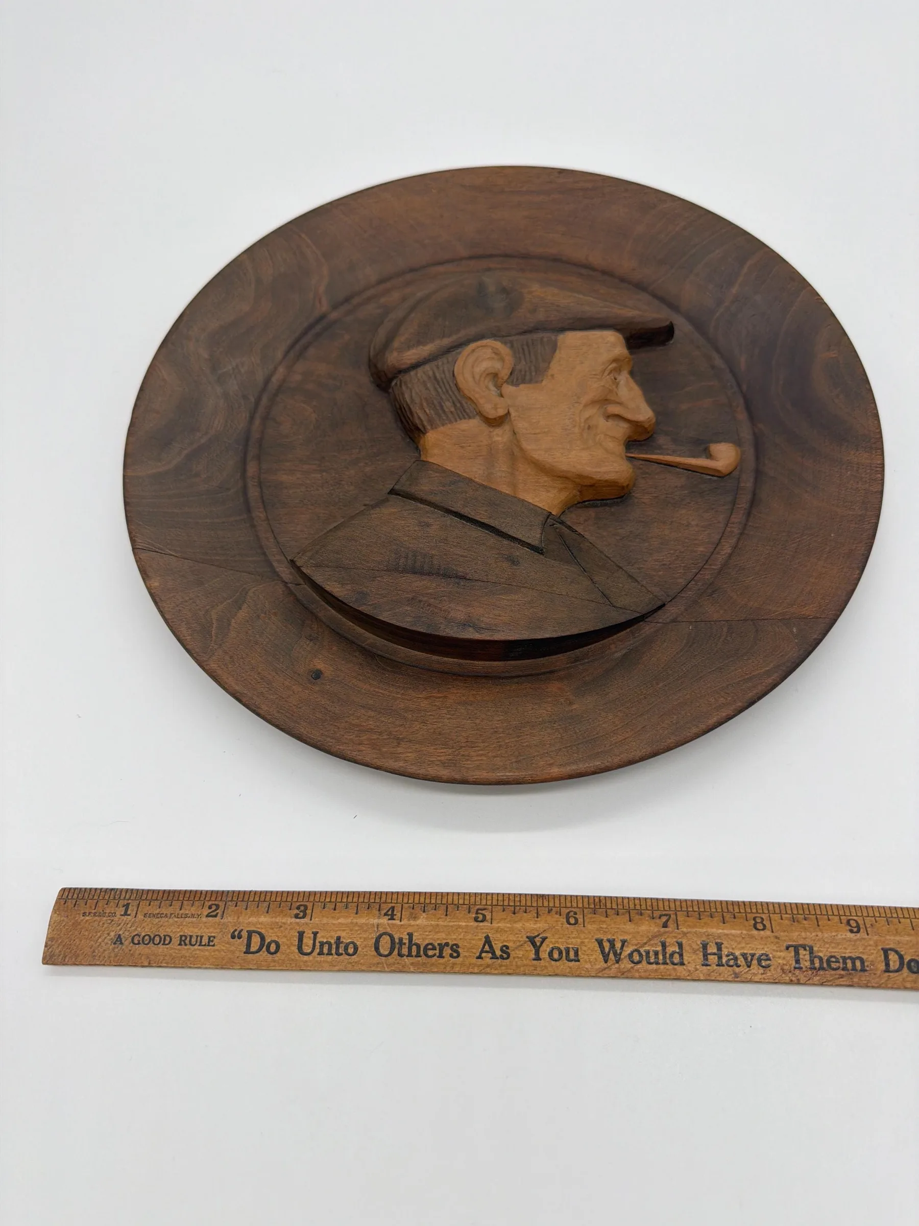 Vintage J. Alberdi Hand-Carved Basque Wooden Wall Plates – Pair