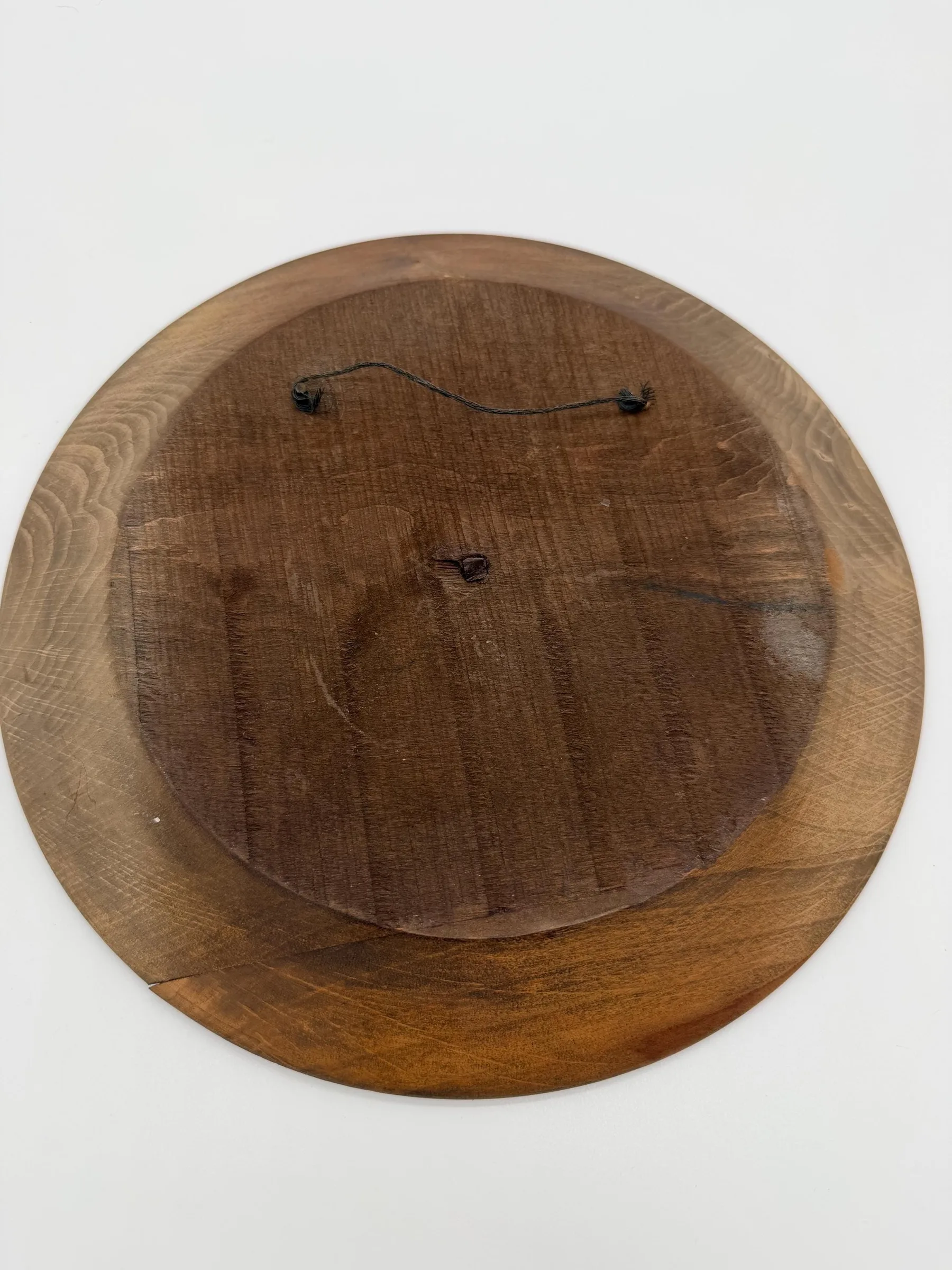 Vintage J. Alberdi Hand-Carved Basque Wooden Wall Plates – Pair