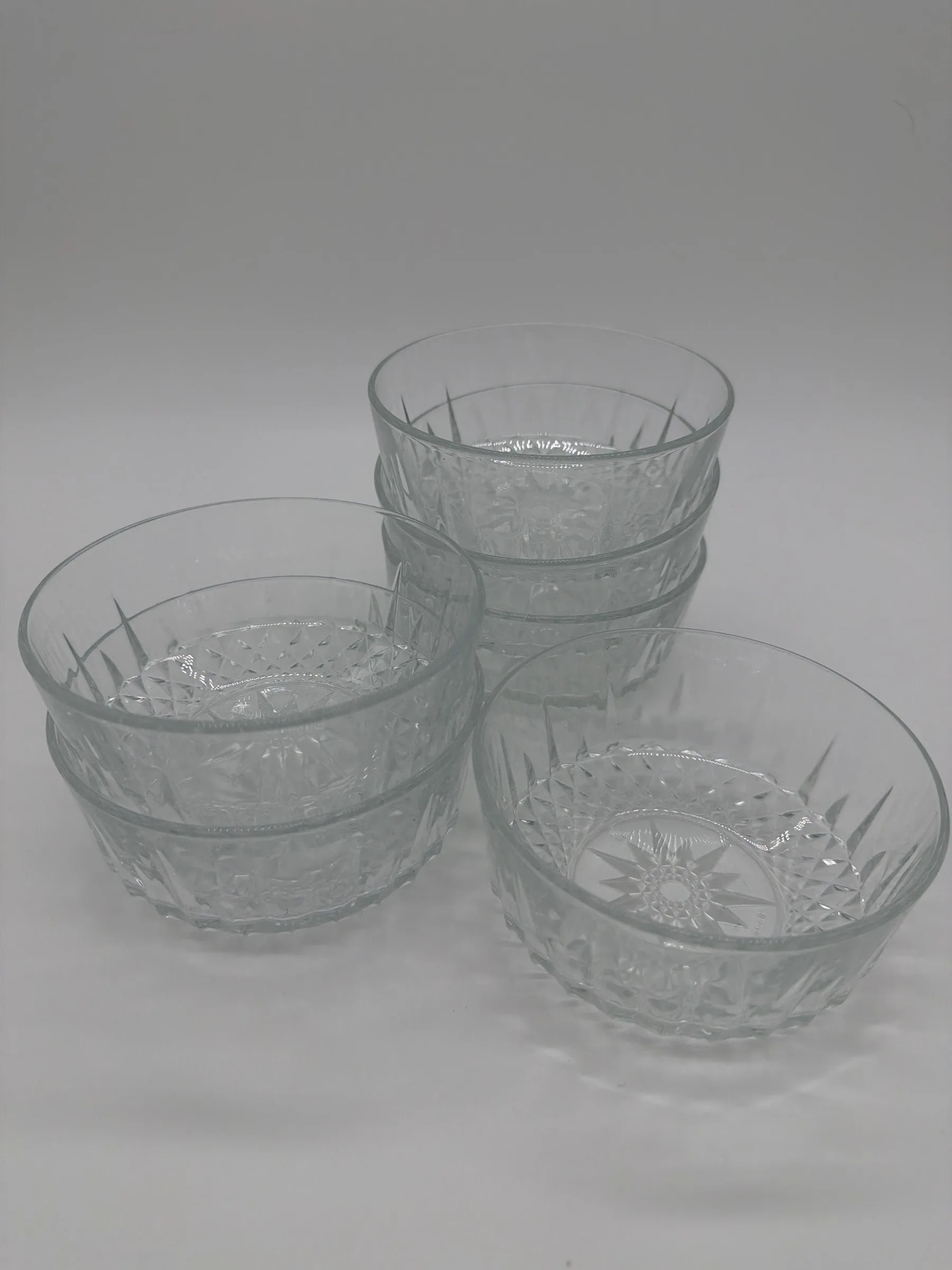 Set of 6 Vintage Clear Pressed Glass Dessert Bowls - Starburst Diamond Pattern