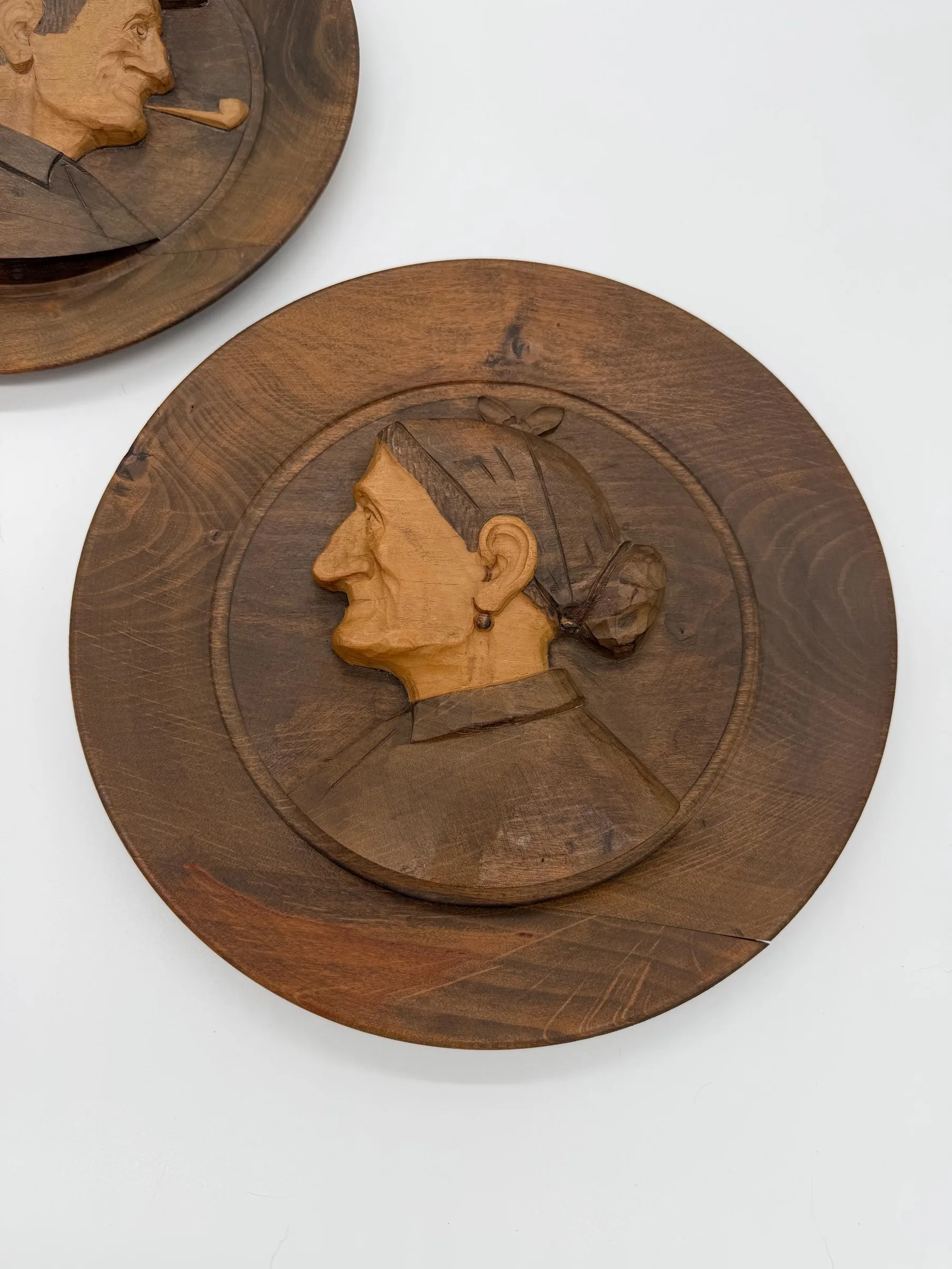 Vintage J. Alberdi Hand-Carved Basque Wooden Wall Plates – Pair