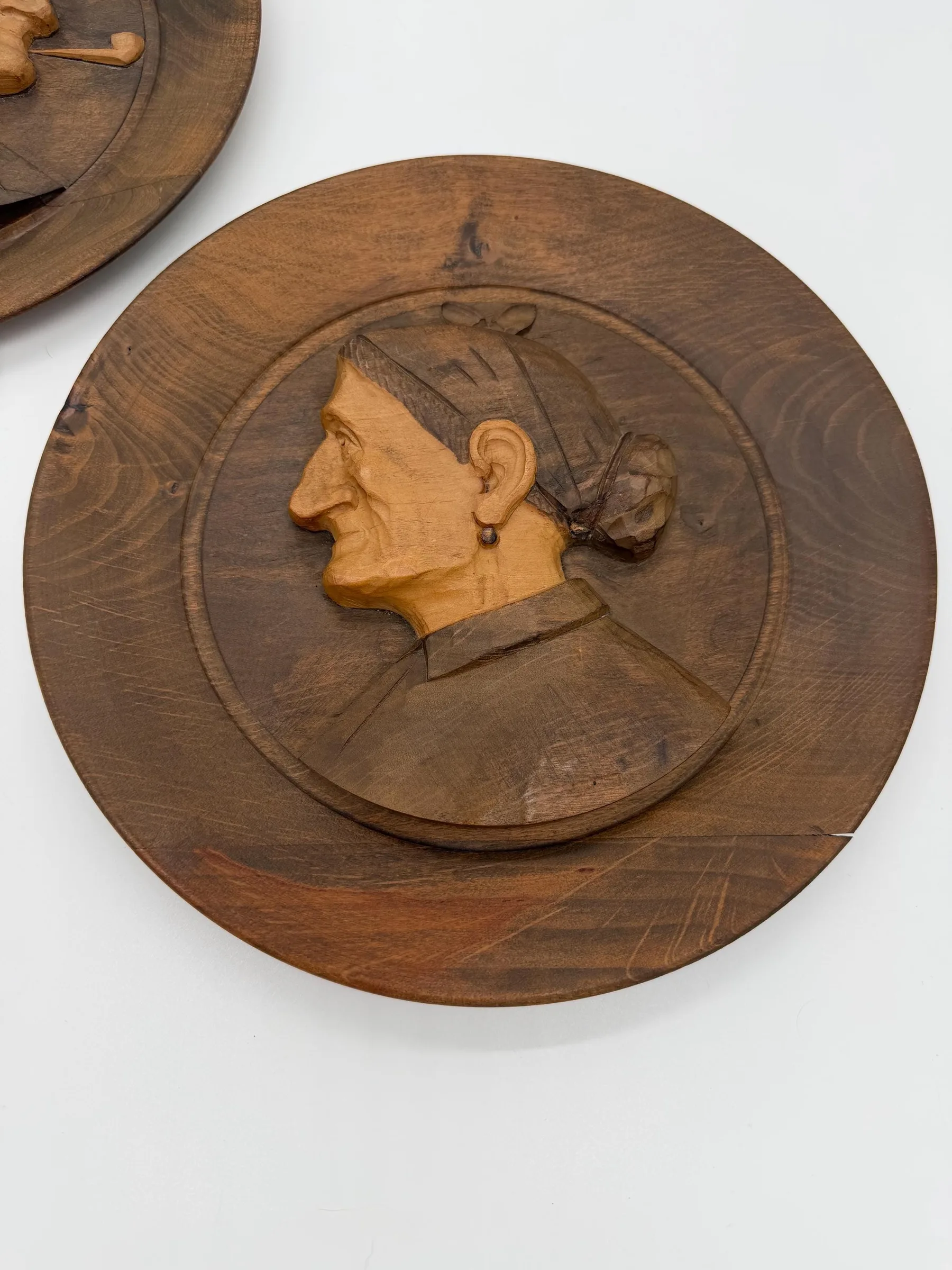 Vintage J. Alberdi Hand-Carved Basque Wooden Wall Plates – Pair