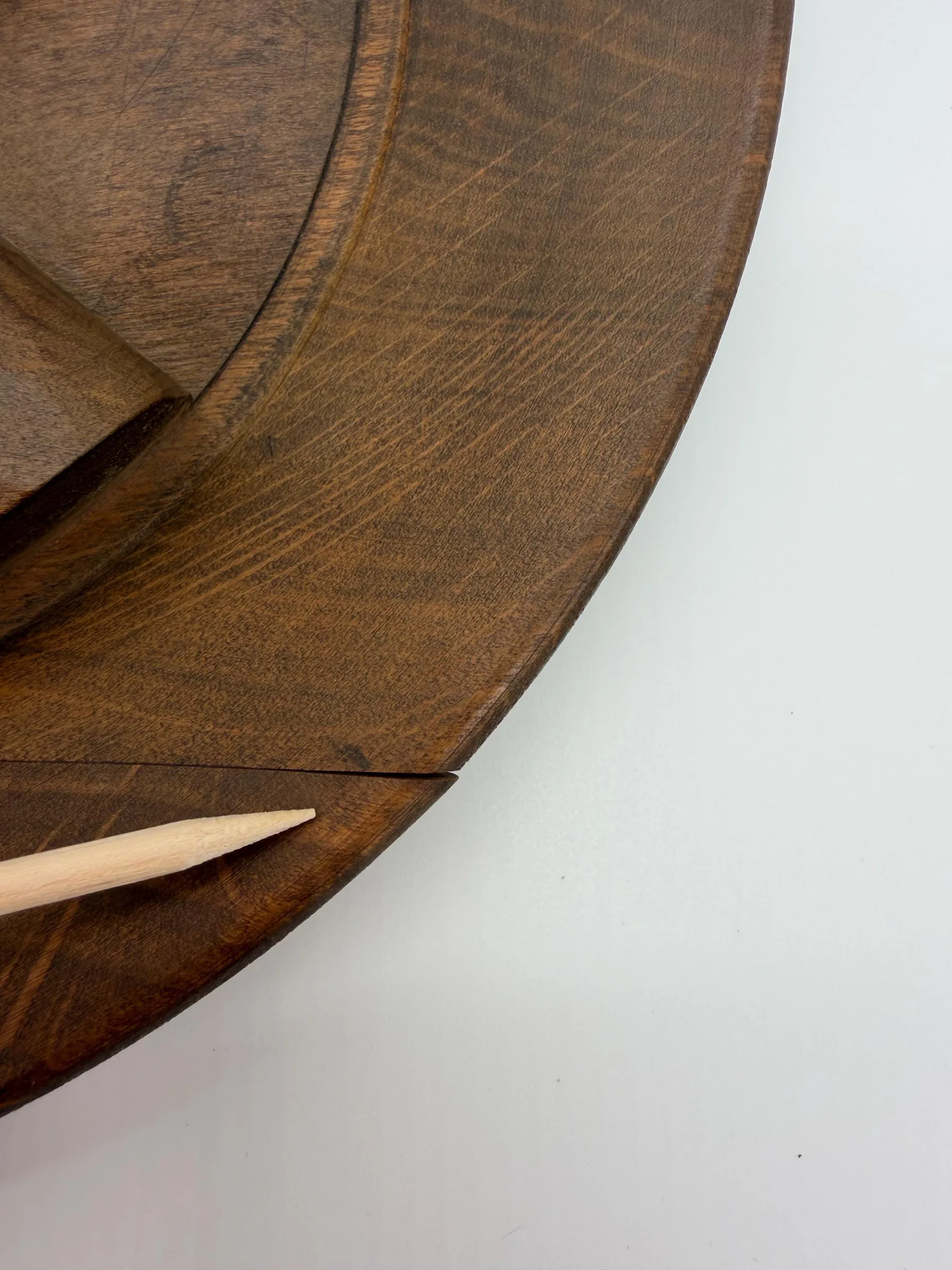 Vintage J. Alberdi Hand-Carved Basque Wooden Wall Plates – Pair