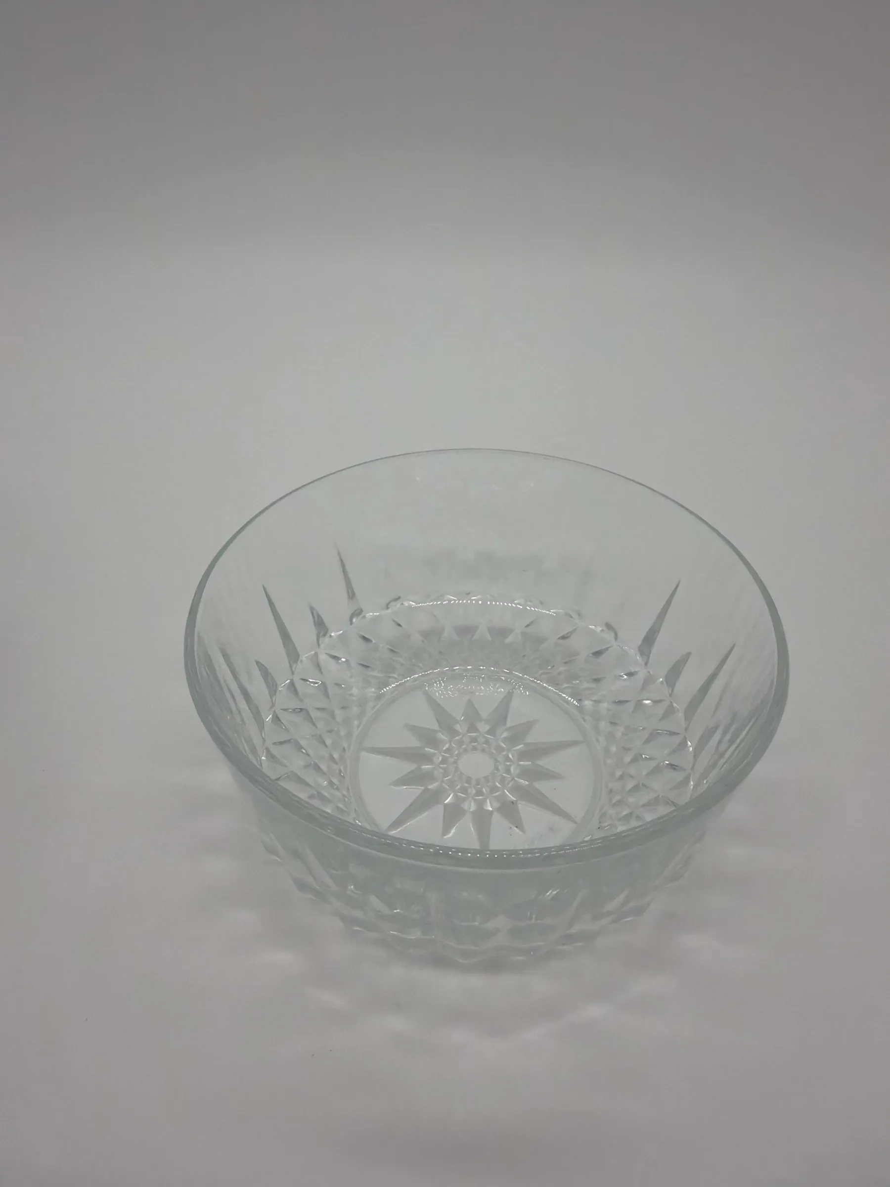 Set of 6 Vintage Clear Pressed Glass Dessert Bowls - Starburst Diamond Pattern