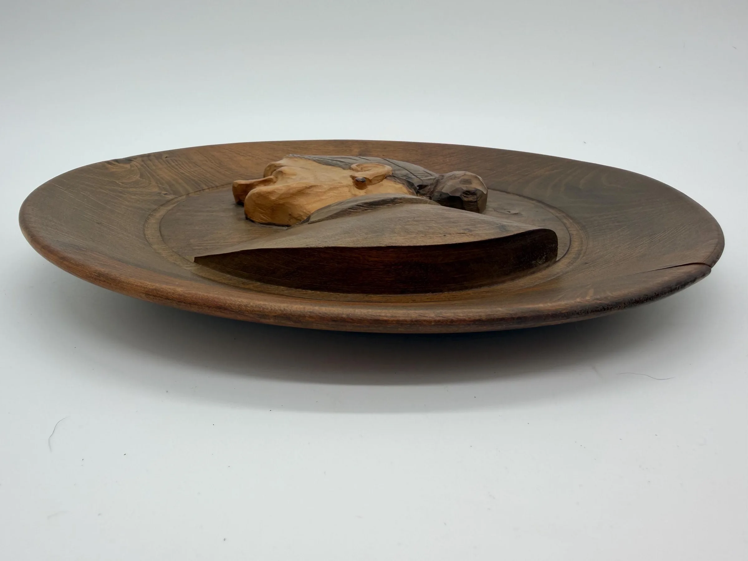 Vintage J. Alberdi Hand-Carved Basque Wooden Wall Plates – Pair