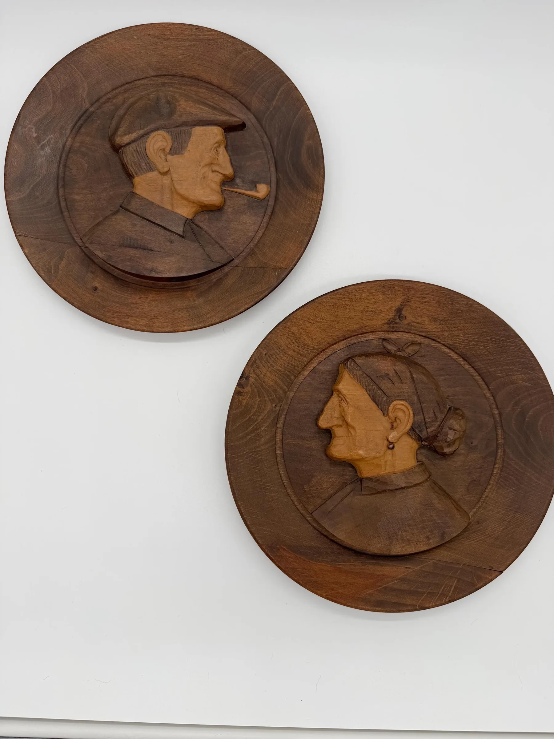 Vintage J. Alberdi Hand-Carved Basque Wooden Wall Plates – Pair